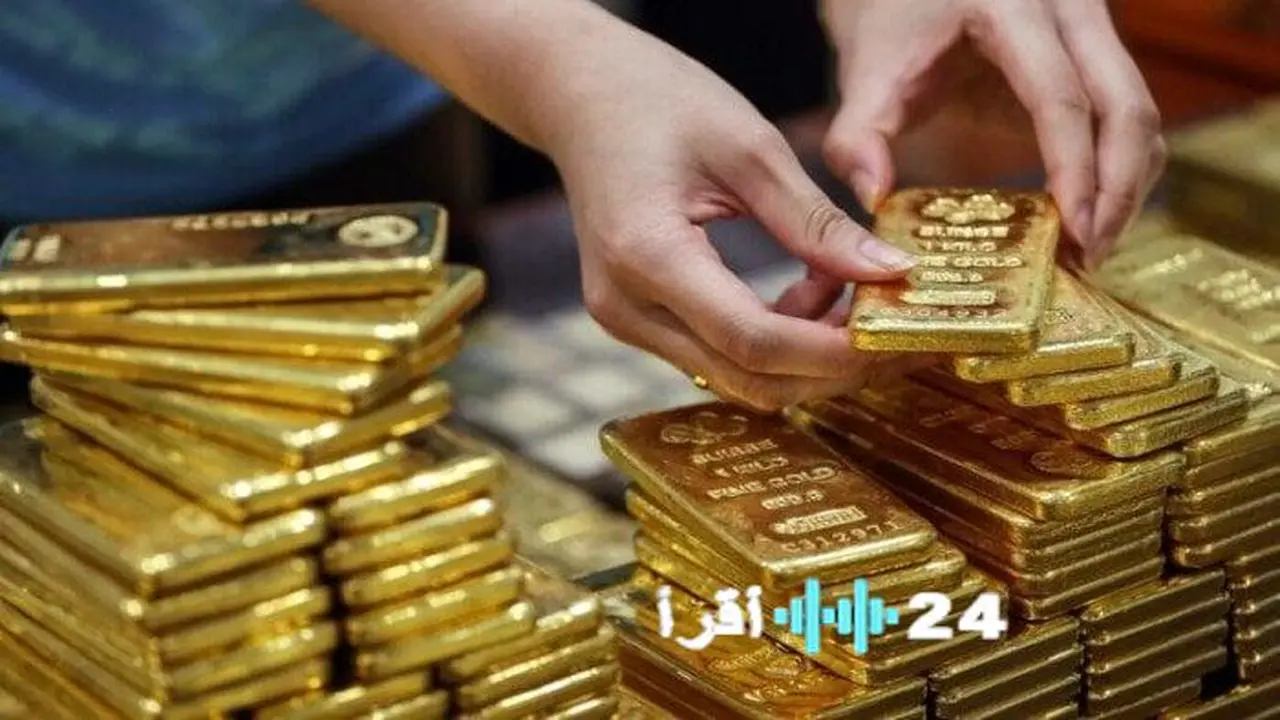 استقرار سعر الذهب يربك التوقعات قبل اتخاذ قرار الفائدة وسط هدوء التوترات